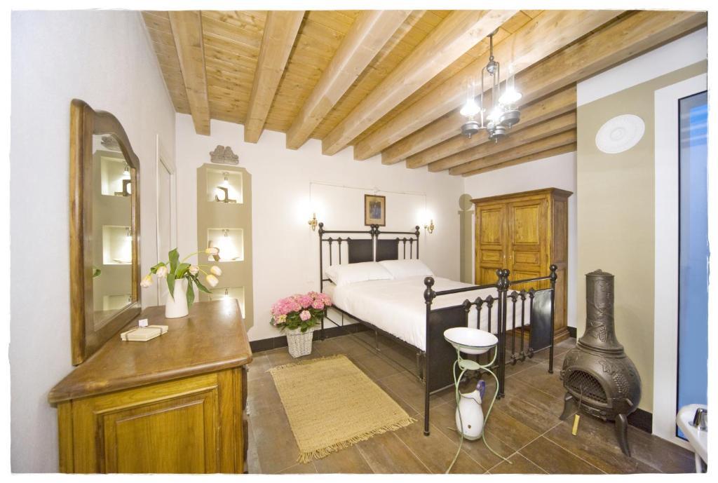 The Place Cagliari Room photo
