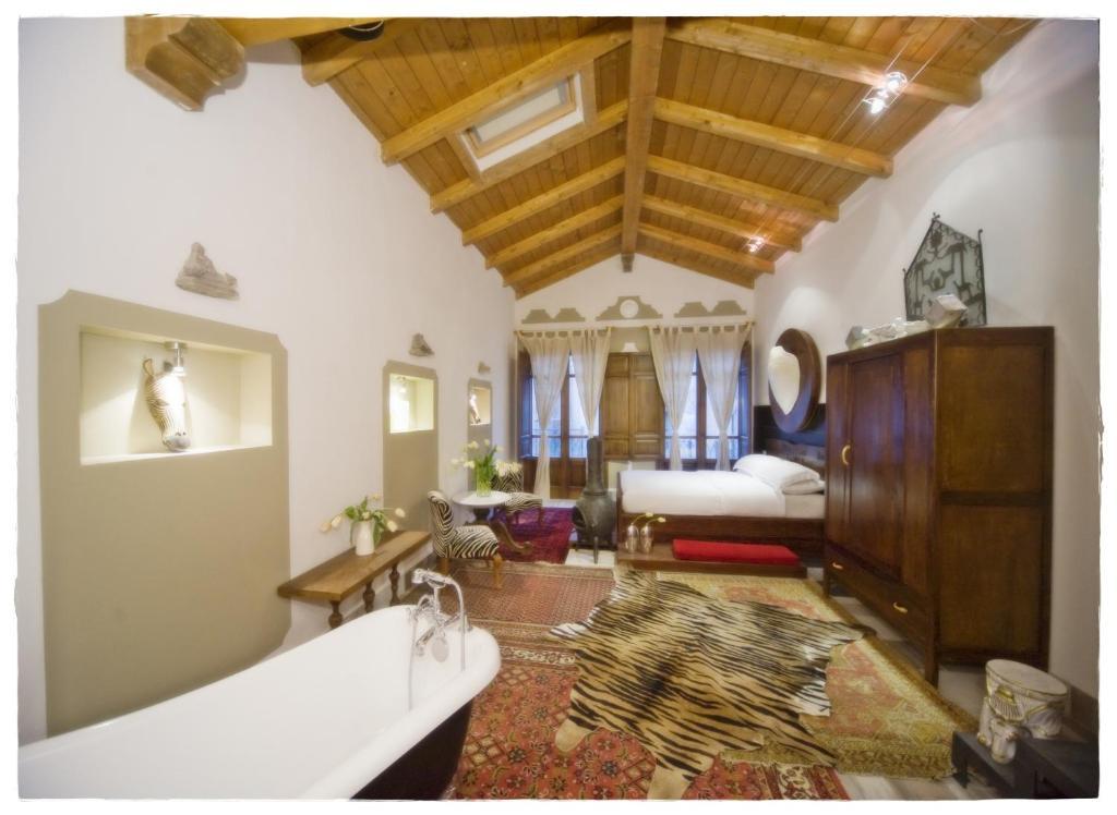 The Place Cagliari Room photo