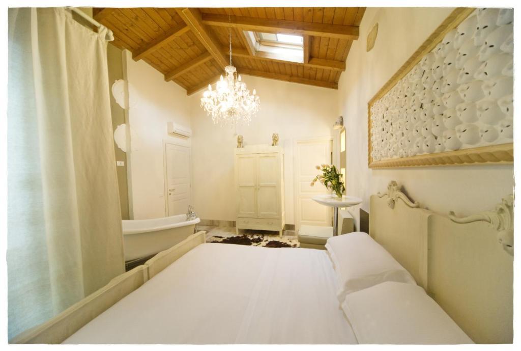 The Place Cagliari Room photo