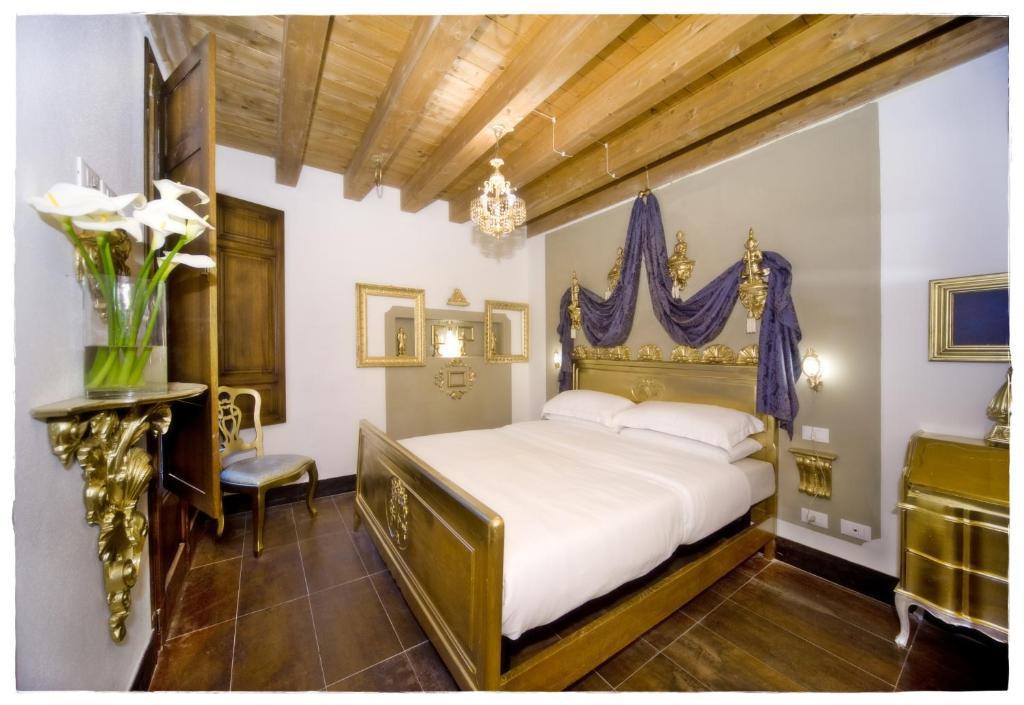 The Place Cagliari Room photo